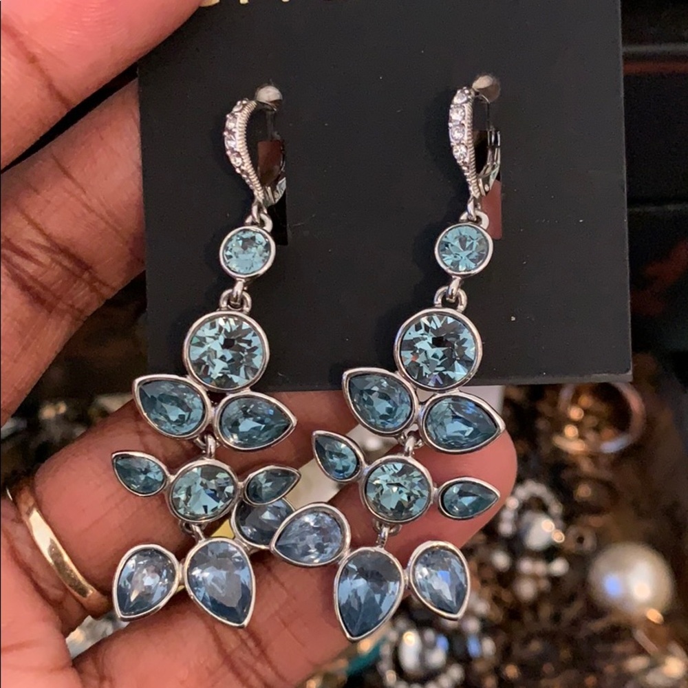 NEW🎊Givenchy Silver Crystal Chandelier Earrings - Picture 5 of 6